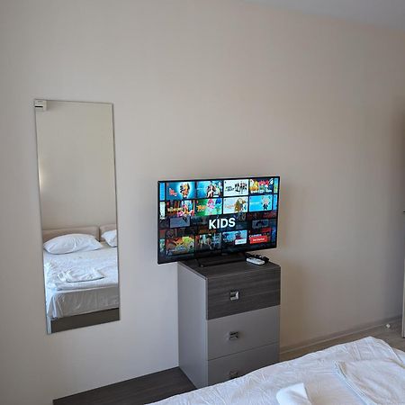 Sunny Star Dreams Condo W Prime Location, Pool, Sea View Sveti Vlas Eksteriør bilde